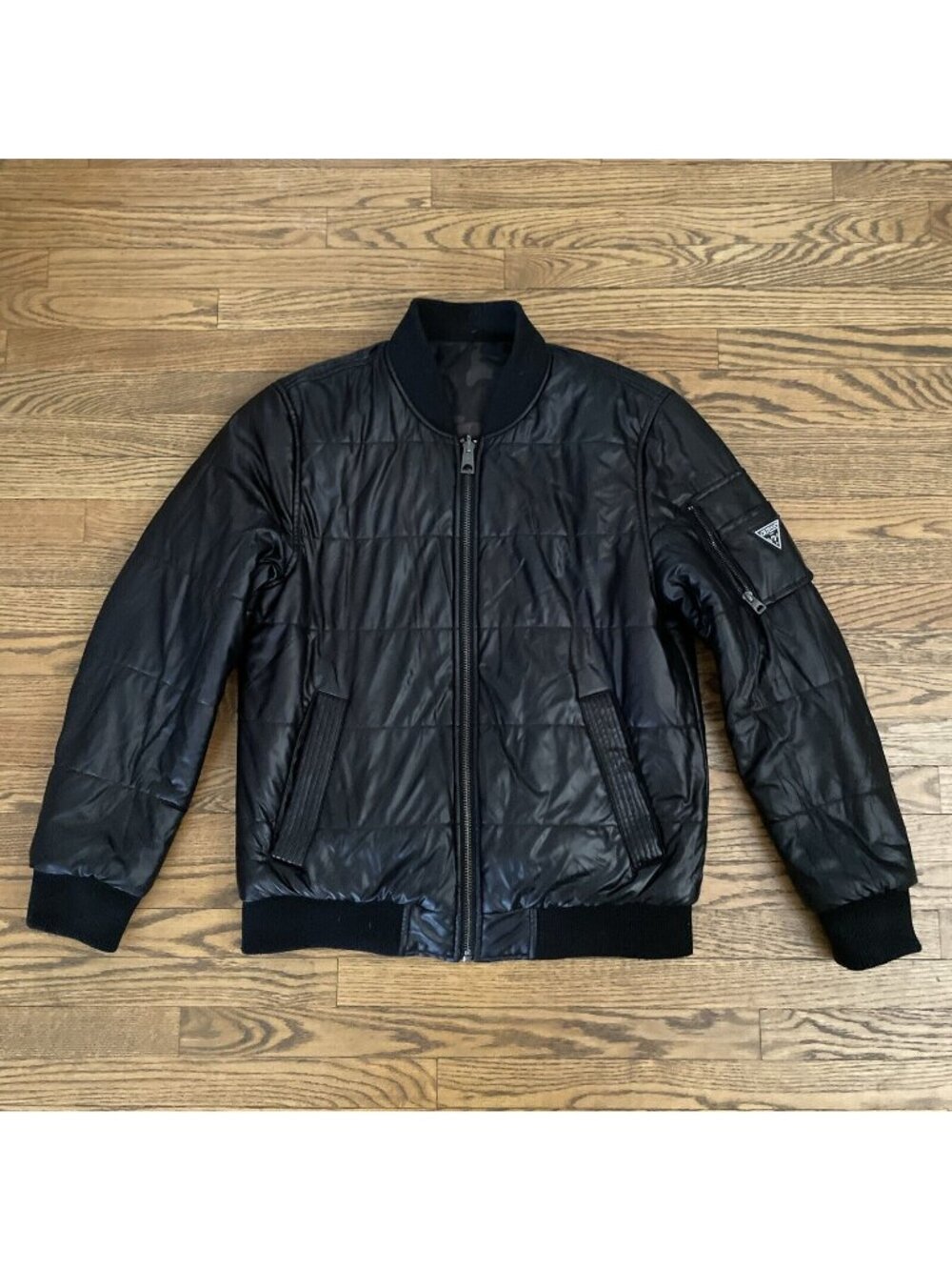 GUESS Full Zip Insulated Nylon Bomber Jacket Black Mens Sz Medium